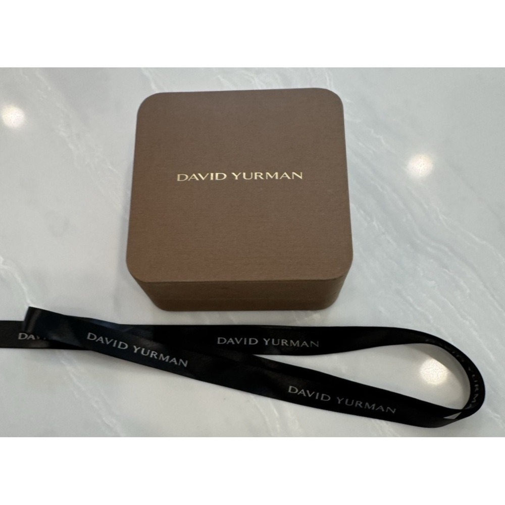 Authentic David Yurman Jewelry Presentation Box 4.5 x 4.5 x 2.25 - Picture 6 of 12